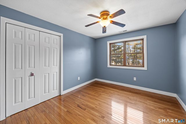 21 Derek Lane, Windsor, CT 06095