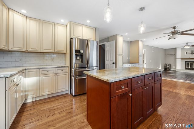 21 Derek Lane, Windsor, CT 06095