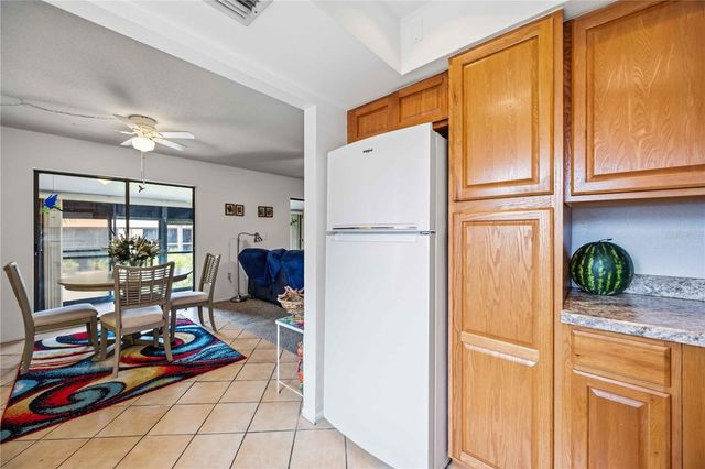 18 QUAILS RUN BOULEVARD 18202, Englewood, FL 34223