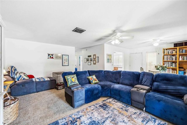 18 QUAILS RUN BOULEVARD 18202, Englewood, FL 34223