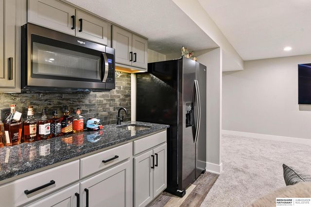 7211 N 50th Street, Lincoln, NE 68514