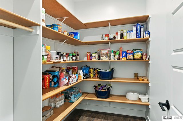 7211 N 50th Street, Lincoln, NE 68514