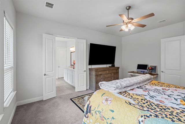 8909 Saddle Free Trail, Fort Worth, TX 76123