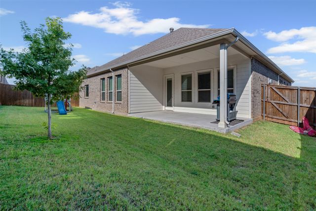 8909 Saddle Free Trail, Fort Worth, TX 76123