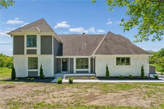 20195 College Boulevard, Olathe, KS 66061
