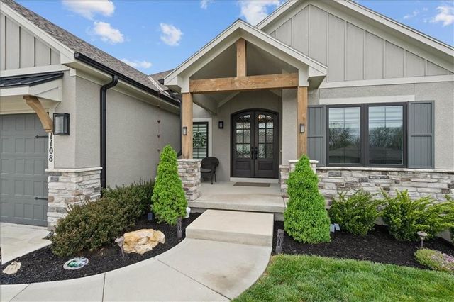 1108 Deer Run Drive, Greenwood, MO 64034