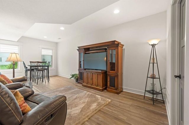 1108 Deer Run Drive, Greenwood, MO 64034