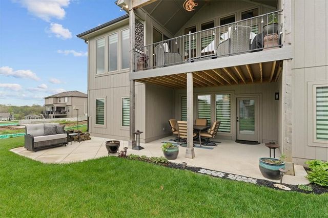 1108 Deer Run Drive, Greenwood, MO 64034