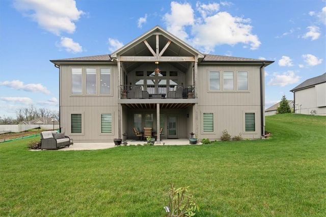 1108 Deer Run Drive, Greenwood, MO 64034