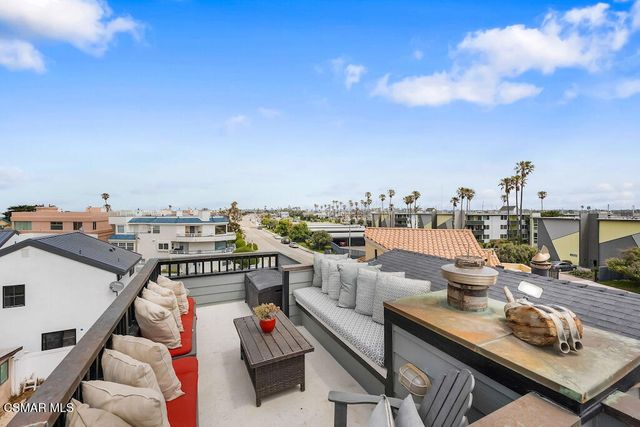 3237 Playa Court, Oxnard, CA 93035