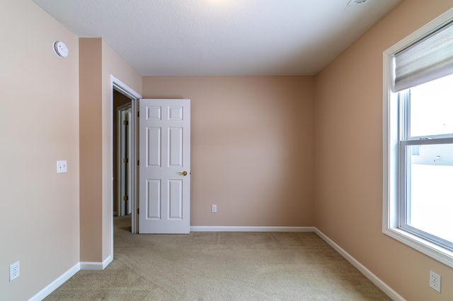 5414 Salmon Run, Auburn, IN 46706