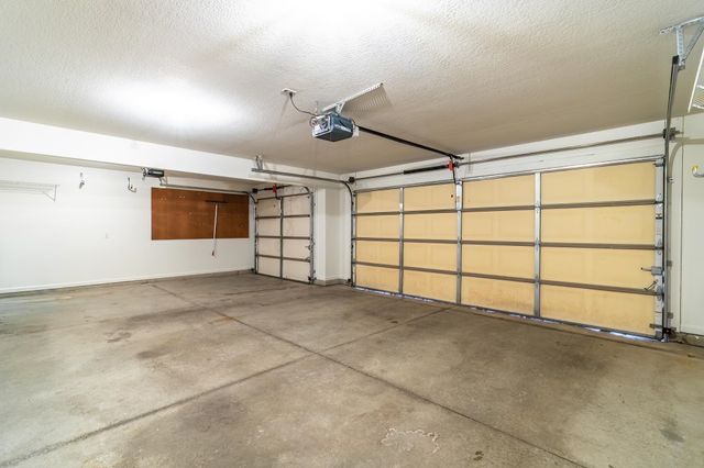 5414 Salmon Run, Auburn, IN 46706