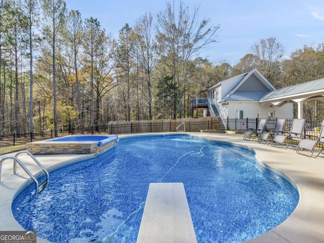 307 Weldon Lake Road, Milner, GA 30257