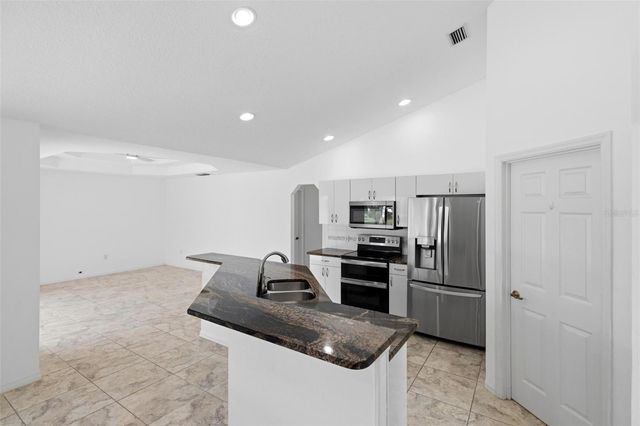 605 ROTONDA CIR, Rotonda West, FL 33947