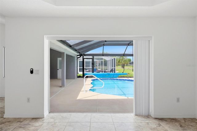 605 ROTONDA CIR, Rotonda West, FL 33947