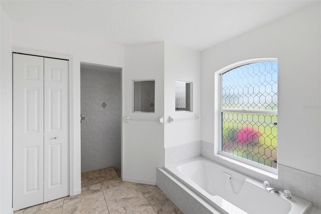 605 ROTONDA CIR, Rotonda West, FL 33947