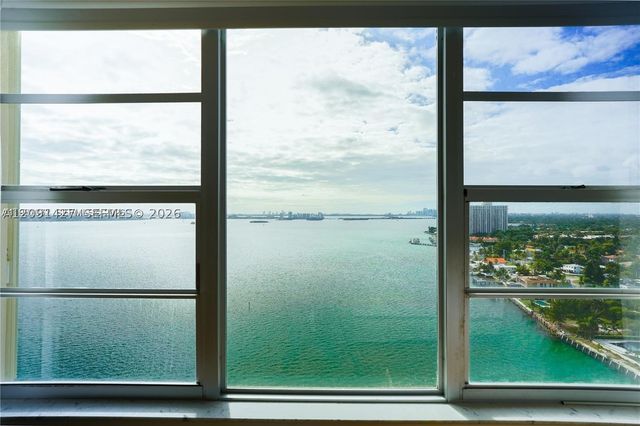 11111 Biscayne Blvd 20E, Miami, FL 33181