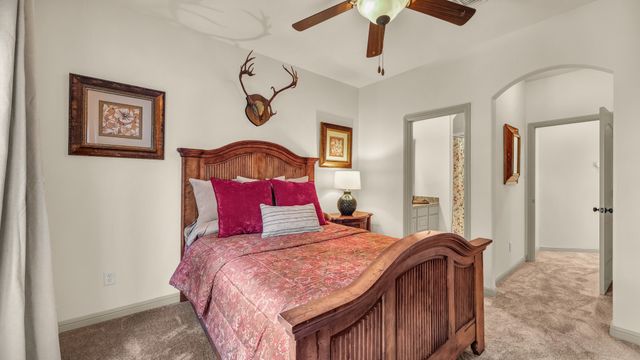 917 Crown Valley Drive, Weatherford, TX 76087