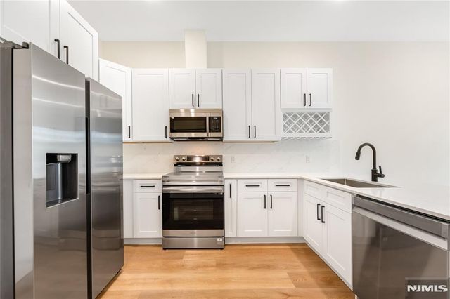 51 Queen Anne Road 201, Bogota, NJ 07603