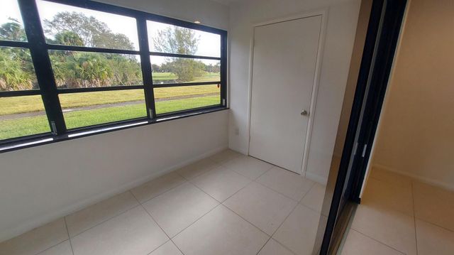 1203 Lakeview Drive E 1203, Royal Palm Beach, FL 33411