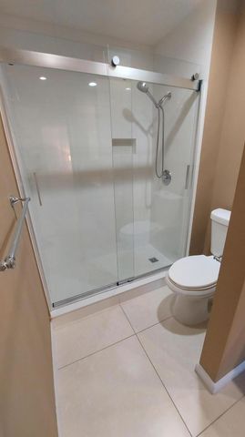 1203 Lakeview Drive E 1203, Royal Palm Beach, FL 33411