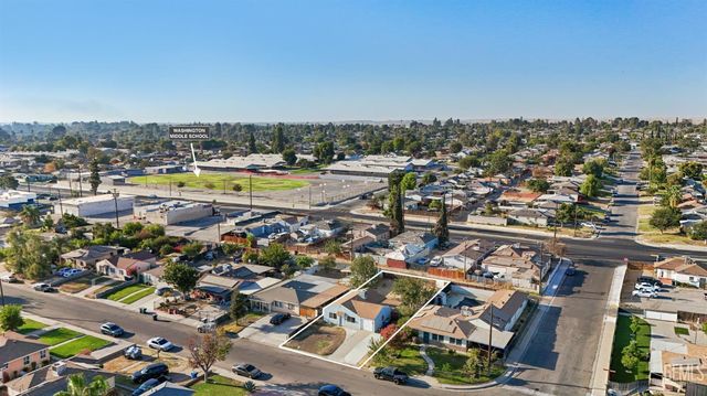 1218 Crawford Street, Bakersfield, CA 93305