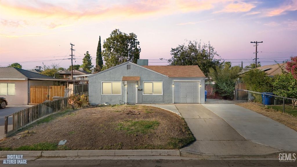 1218 Crawford Street, Bakersfield, CA 93305
