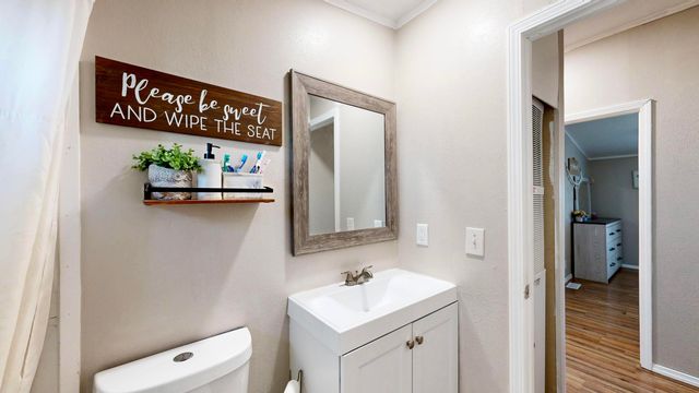 318 Saline Pump Road, Moriarty, NM 87035