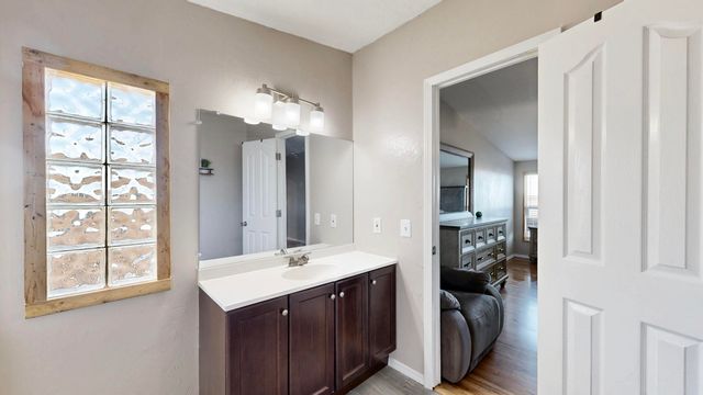 318 Saline Pump Road, Moriarty, NM 87035