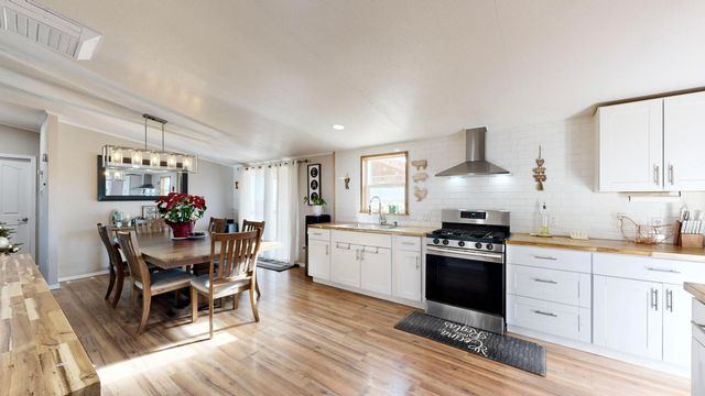 318 Saline Pump Road, Moriarty, NM 87035