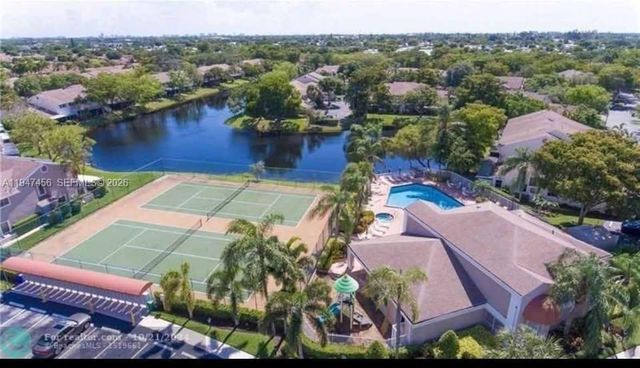 2149 W Discovery Cir W 1, Deerfield Beach, FL 33442