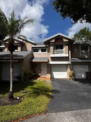 2149 W Discovery Cir W 1, Deerfield Beach, FL 33442