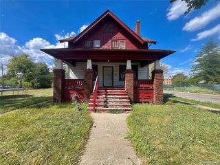 106 Geneva Street, Highland Park, MI 48203