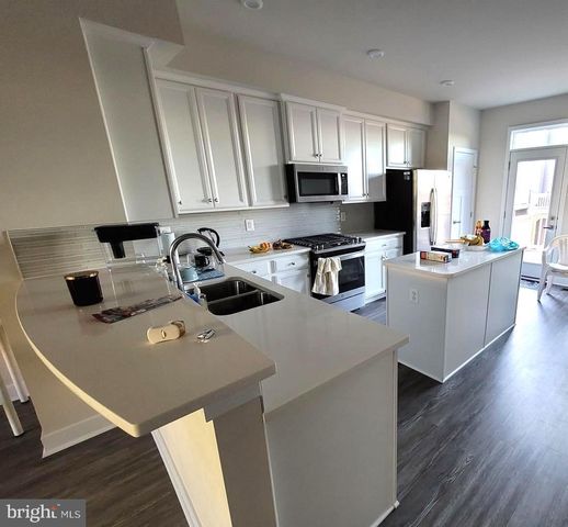 2616 VELOCITY RD, Herndon, VA 20171