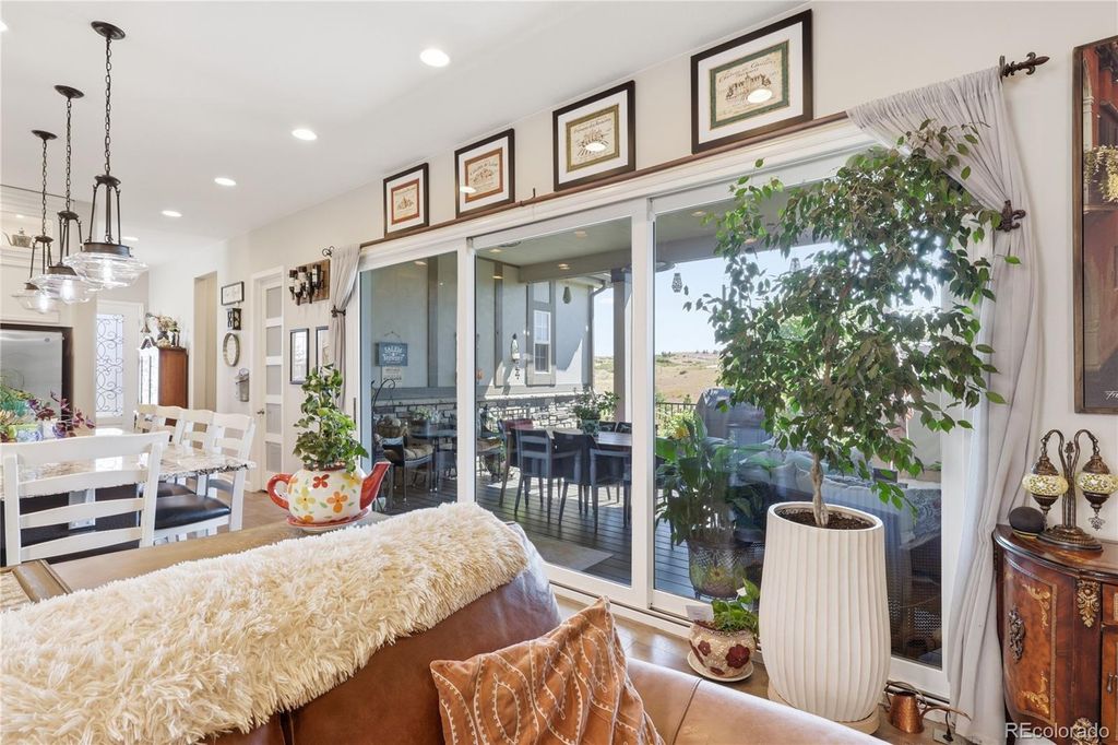 Image 11 of property listing at 1183 Brocade Drive, Highlands Ranch, CO 80126