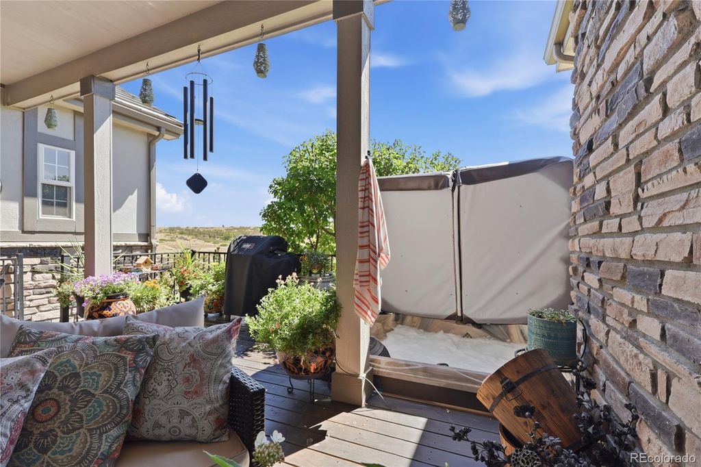Image 23 of property listing at 1183 Brocade Drive, Highlands Ranch, CO 80126