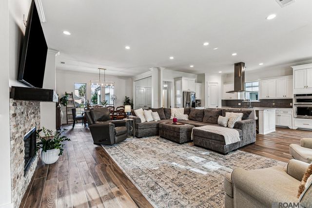 18103 Forest Hills Dr, Prairieville, LA 70769