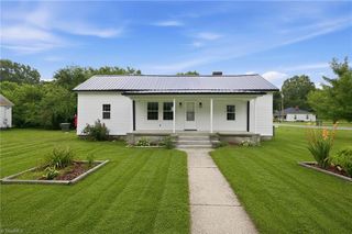 1202 Ridge Avenue, Eden, NC 27288