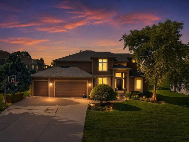 24004 W 68th Street, Shawnee, KS 66226