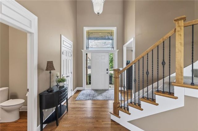 24004 W 68th Street, Shawnee, KS 66226