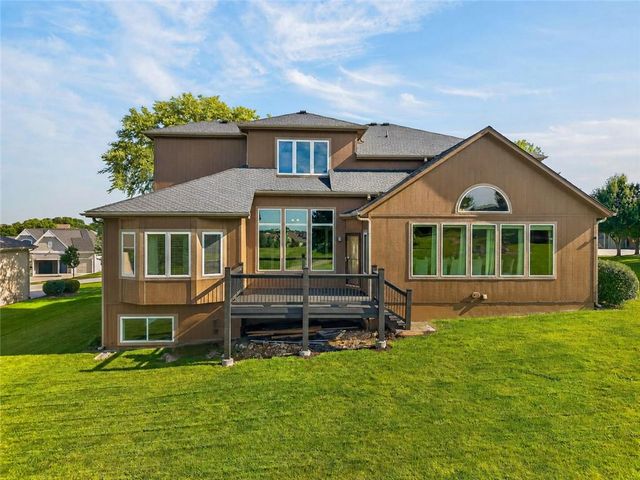 24004 W 68th Street, Shawnee, KS 66226