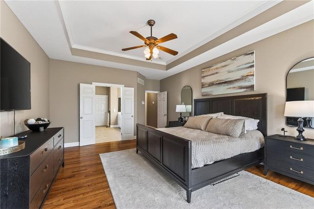 24004 W 68th Street, Shawnee, KS 66226