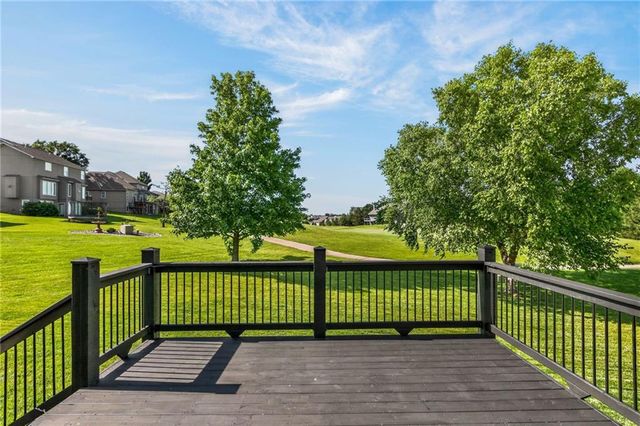 24004 W 68th Street, Shawnee, KS 66226