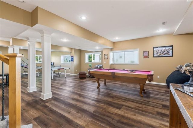 24004 W 68th Street, Shawnee, KS 66226