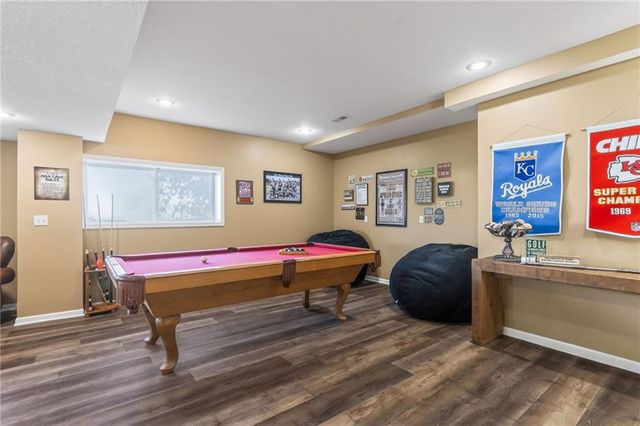 24004 W 68th Street, Shawnee, KS 66226