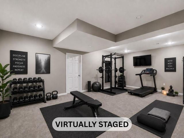 24004 W 68th Street, Shawnee, KS 66226