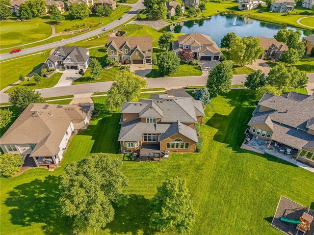 24004 W 68th Street, Shawnee, KS 66226