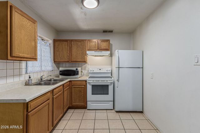 6201 N 9th Place, Phoenix, AZ 85014