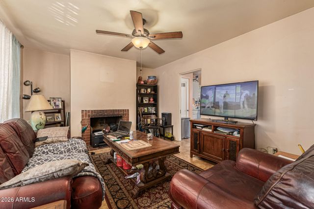 6201 N 9th Place, Phoenix, AZ 85014