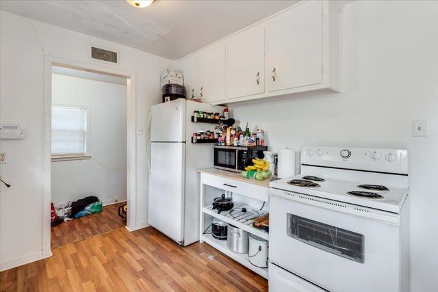 3051 S Elizabeth Ave, Wichita, KS 67217